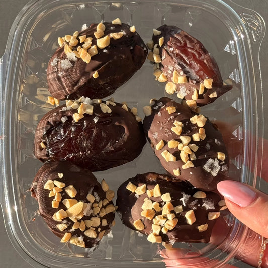 Snicker Protein Stuffed Dates